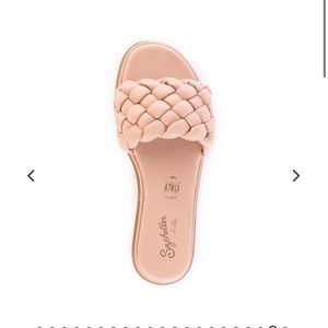 Seychelles Bellissima Slide